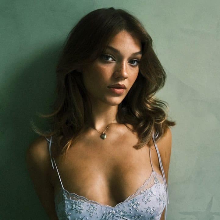 Get to Know Isabel van Gelder: Age, Background, Personal Life & Career Growth