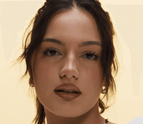 Musical Artist Taša Krunić Age, Family, Bio, Life and Career