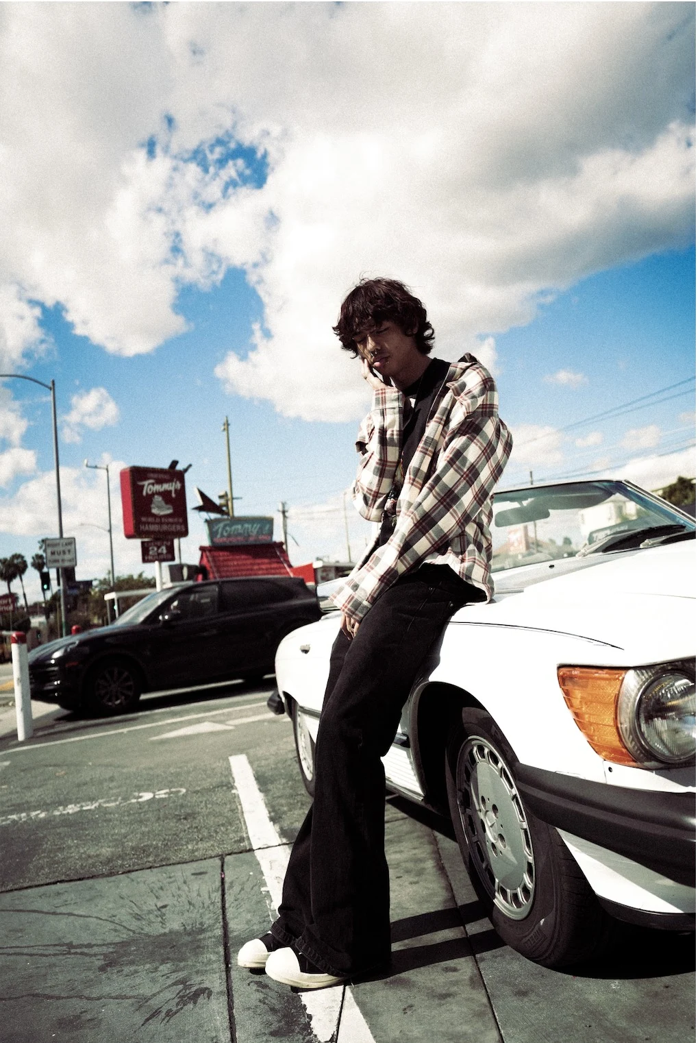 Get to Know Musical Artist bunii: Age, Background, Personal Life & Career Growth