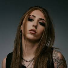 Singer Kami Kehoe Age, Family, Bio, Life & Career: Everything You Need to Know